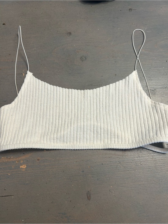 Tops - Joah brown crop tank 
Soft & sassy